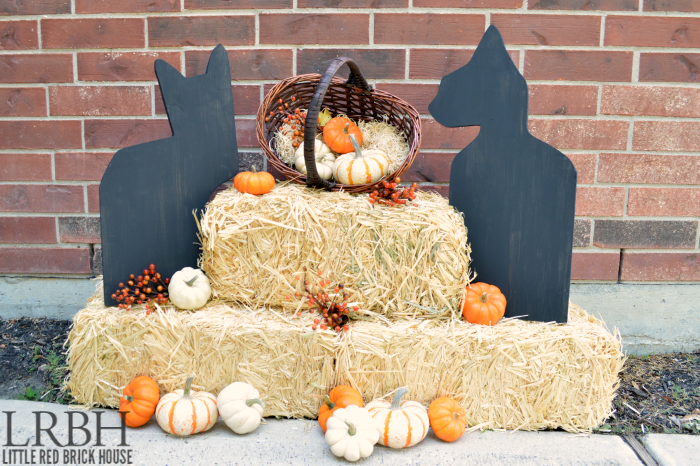 Wooden Black Cat Halloween Decor | LITTLE RED BRICK HOUSE