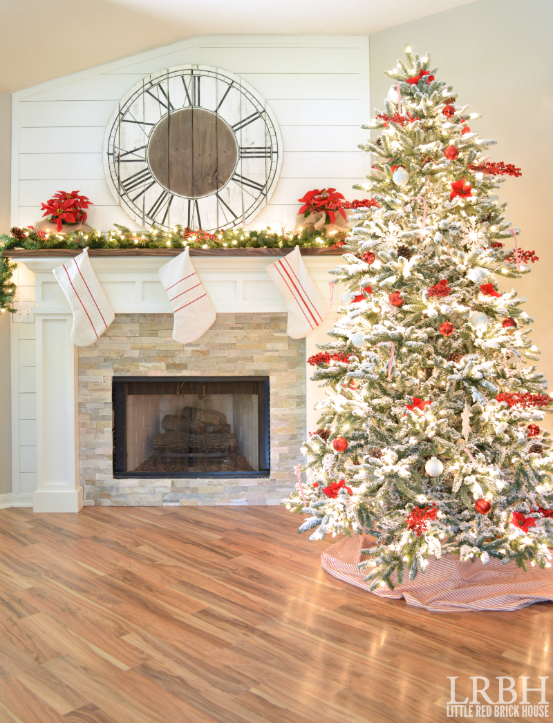 Christmas 2015 Home Tour Part 1 | LITTLE RED BRICK HOUSE